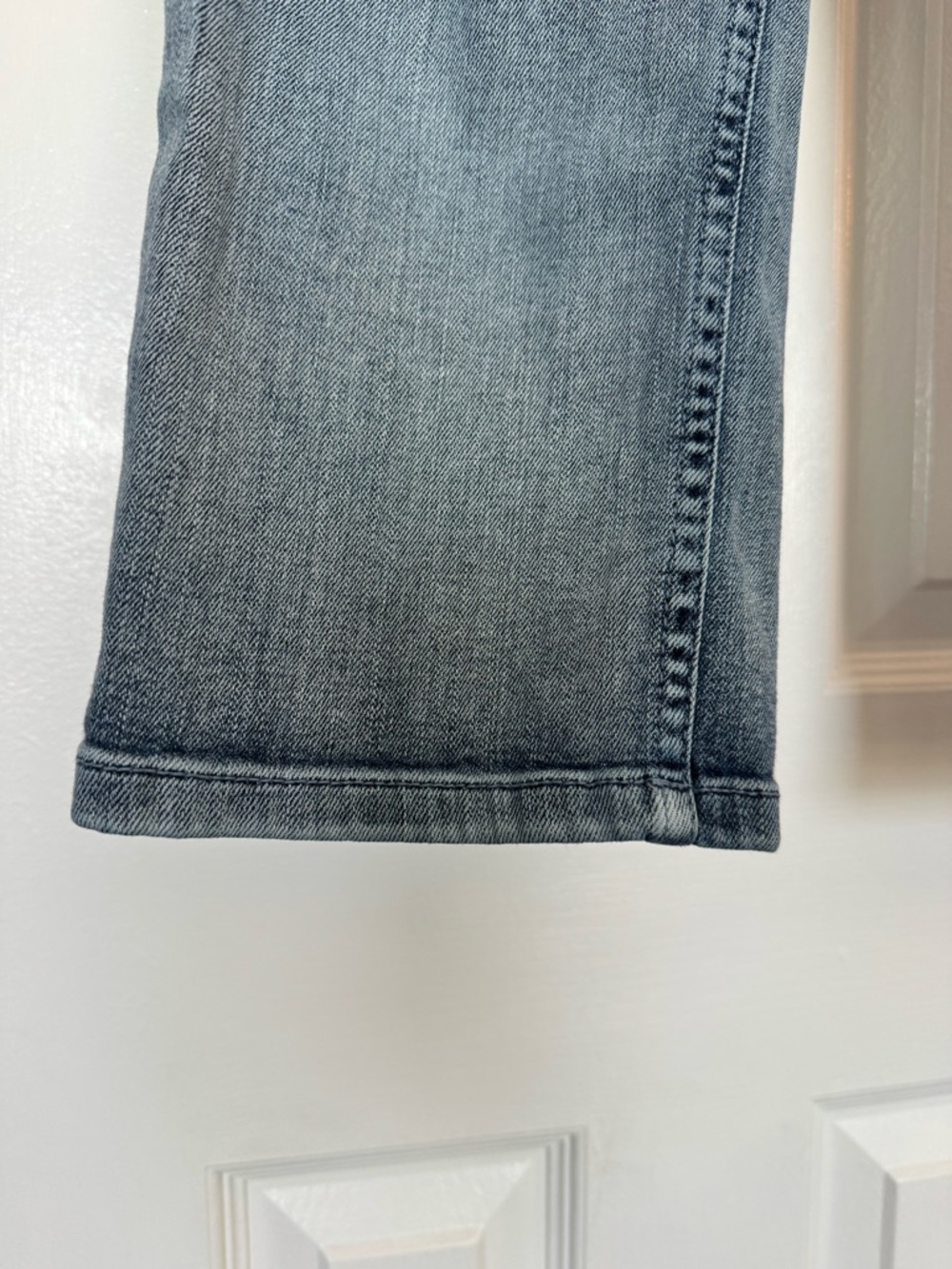 J Jill Authentic Fit Crop Midwash Blue Capri Jeans Size 10 - Picture 6 of 13
